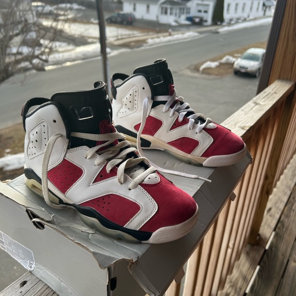 Carmine 6s Size 6y - Picture 2 of 6